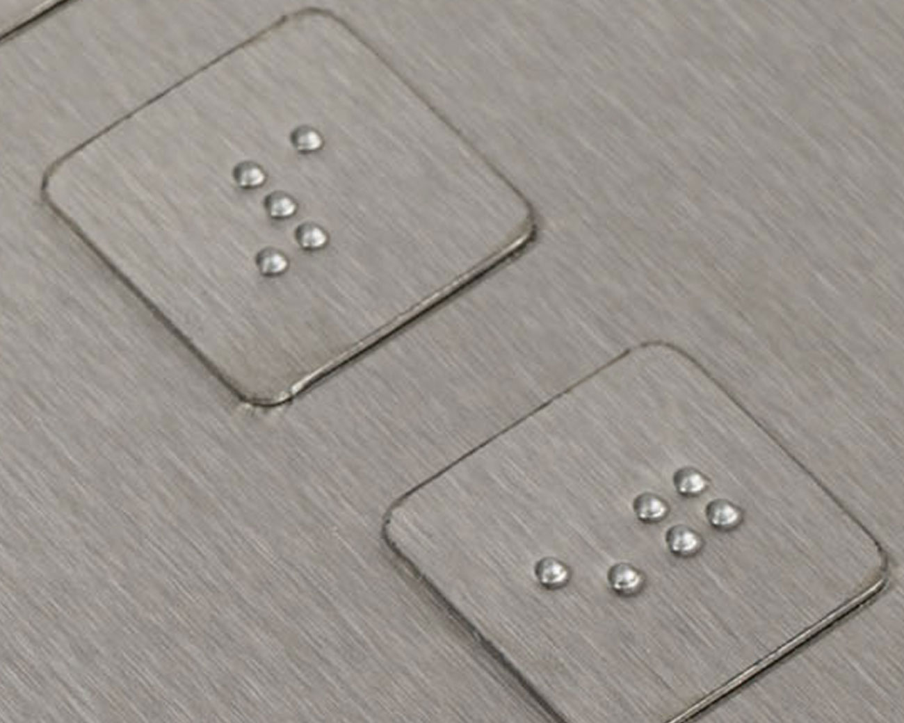 Aufzugs-/ Liftschild Edelstahl nur mit Braille geprägt