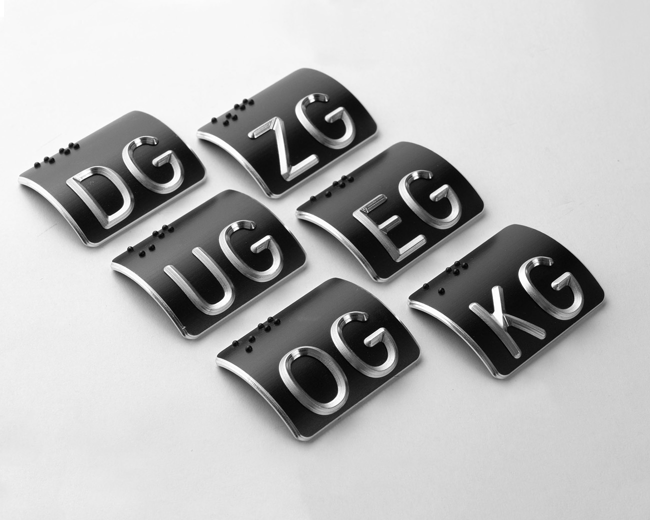 Handlaufschild rund Ø 40mm Aluminium schwarz eloxiert gefräst nach DIN32986