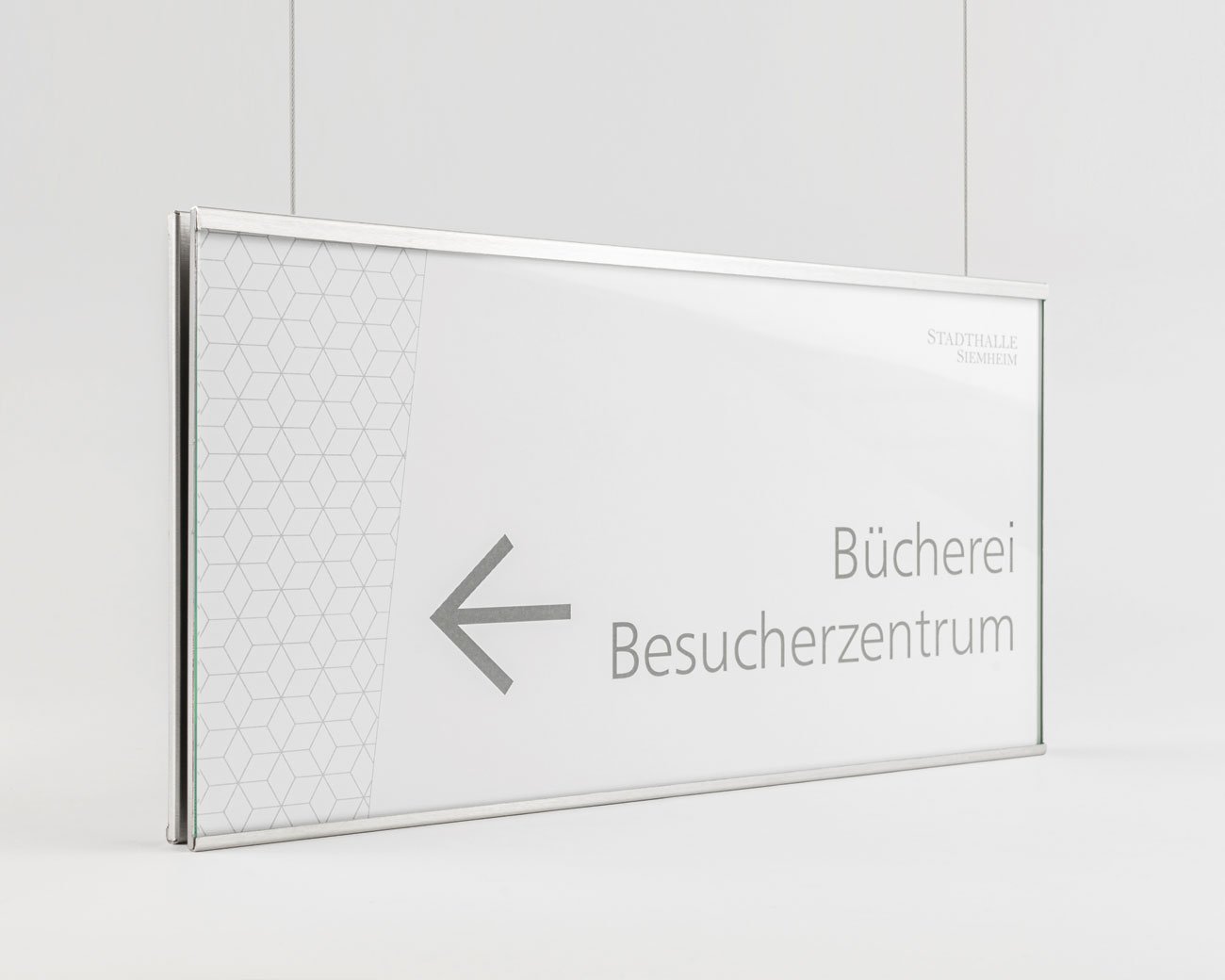 Hängeschild beidseitig NIRO.esg